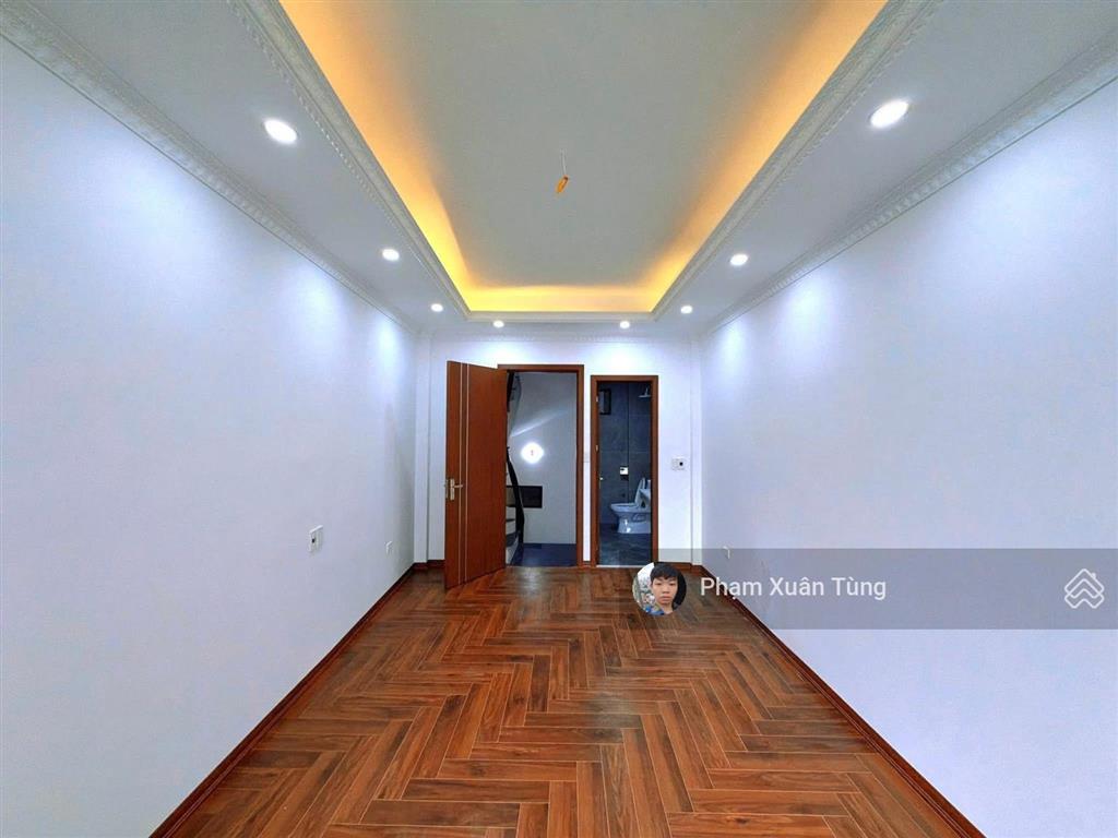 Hiếm! đội cấn, nhà đẹp ở luôn, xây chắc chắn, 70m ra phố, ngõ 3 gác thông, 30m2*5t