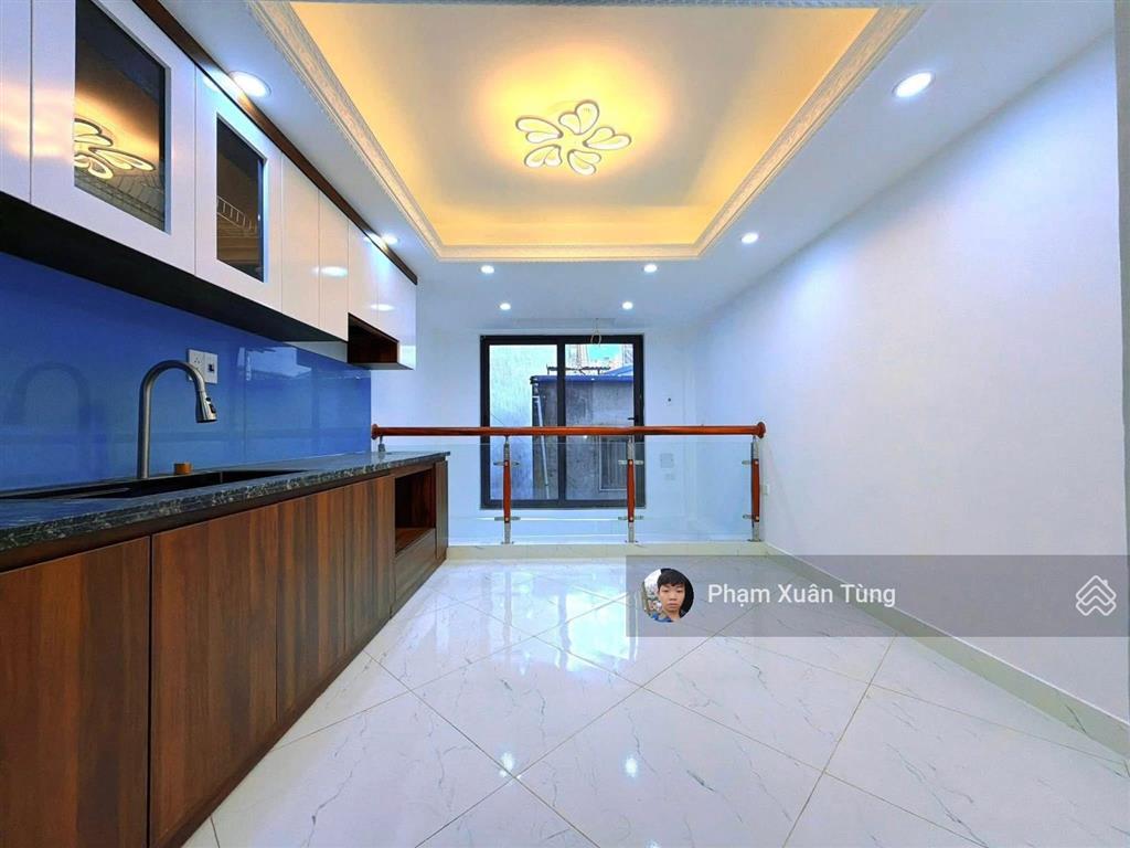 Hiếm! đội cấn, nhà đẹp ở luôn, xây chắc chắn, 70m ra phố, ngõ 3 gác thông, 30m2*5t