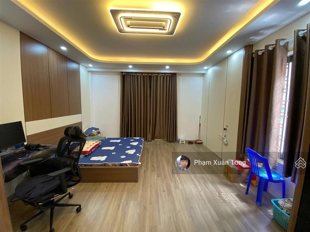 Hoàng quốc việt, nhà đẹp ở luôn, dân xây, ngõ ô tô, 25m ô tô tránh, gần phố, 43m2*5t