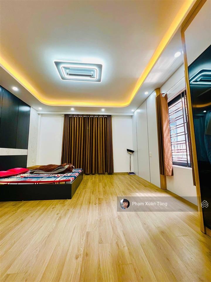 Hoàng quốc việt, nhà đẹp ở luôn, dân xây, ngõ ô tô, 25m ô tô tránh, gần phố, 43m2*5t