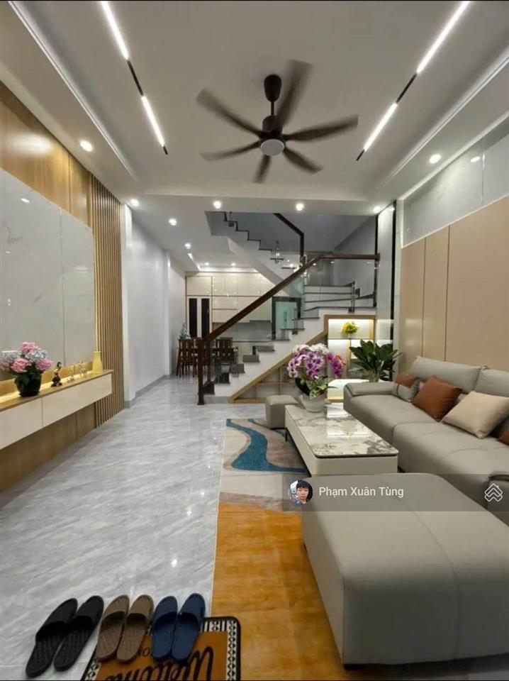 Bán gấp! cầu giấy, vừa ở vừa cho thuê, ngõ 3 thông, gần phố, không quy hoạch, 46m2*5t