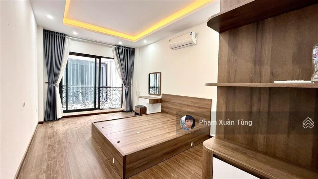 Giảm 700tr! lạc long quân, ngõ ôtô, thông tứ tung, 2 thoáng, gần phố, nhà đẹp ở ngay, 36m2*5t