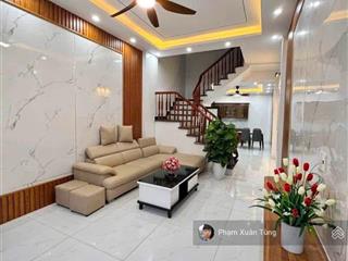 Gấp! nguyễn khánh toàn, xây chắc chắn, ngõ 3 gác thông, pháp lý,sạch, 50m ra phố, thoáng, 45m2*5t