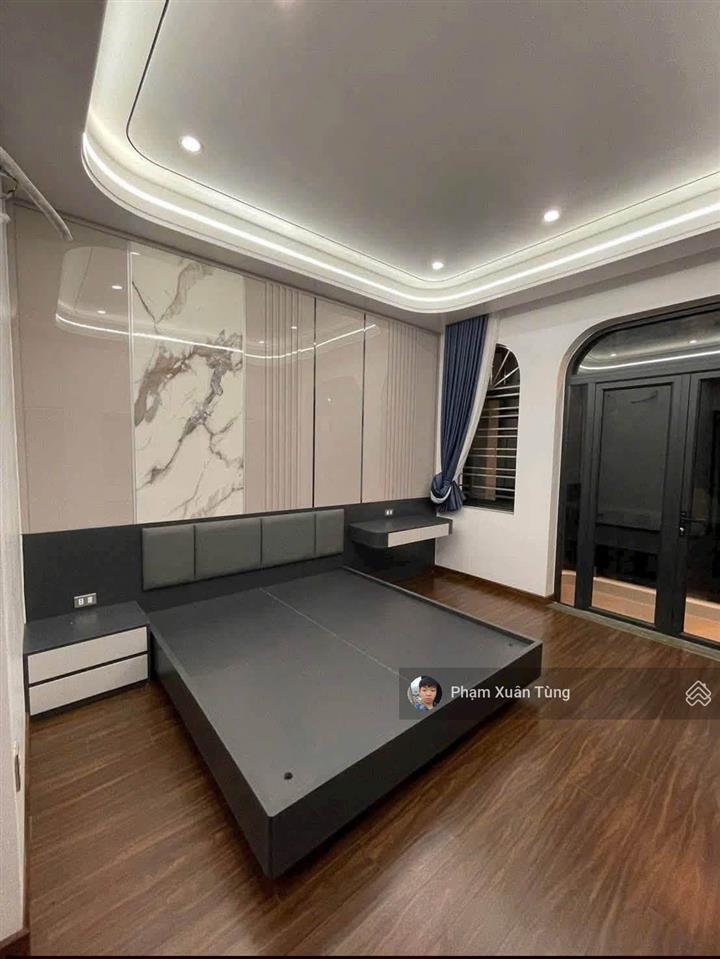Siêu đẹp! lô góc đội cấn, nhà mới, thang máy, ngõ 3 gác tránh, 30m ô tô tránh, gần phố 45m*6t