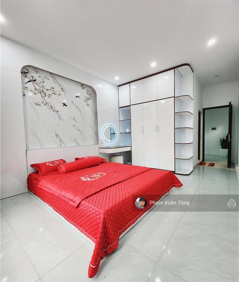 Nhà cầu giấy, ngõ 3 gác nông, sát phố, ô tô đỗ cách 50m, cho thuê kd, tặng nt, sân xe rộng, 64m2*5t