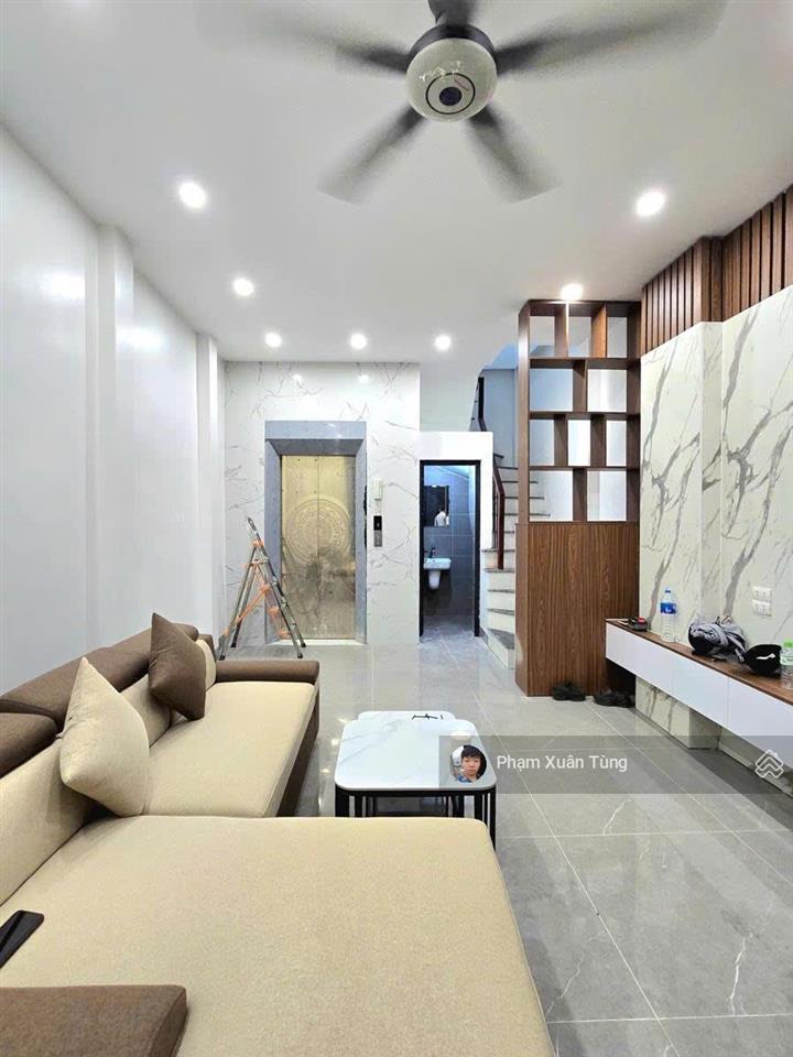 Nhà xây mới nguyễn khánh toàn. ngõ thông, cách ô tô 50m, kinh doanh, thang máy, full nt, 32m2*6t