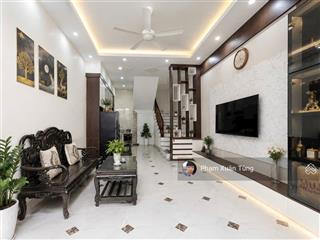 Nhà riêng văn cao, xây tâm huyết, ngõ thông, 1 quặt ra phố, 50m ô tô tránh, còn mới ở luôn, 41m²