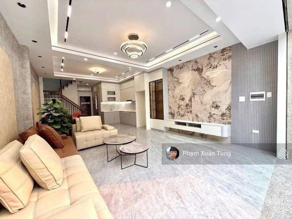 Giảm sốc! xuân thủy, lô góc xây mới, thang máy, pháp lý sạch, 50m ô tô ra phố, thoáng, 48m²*6t