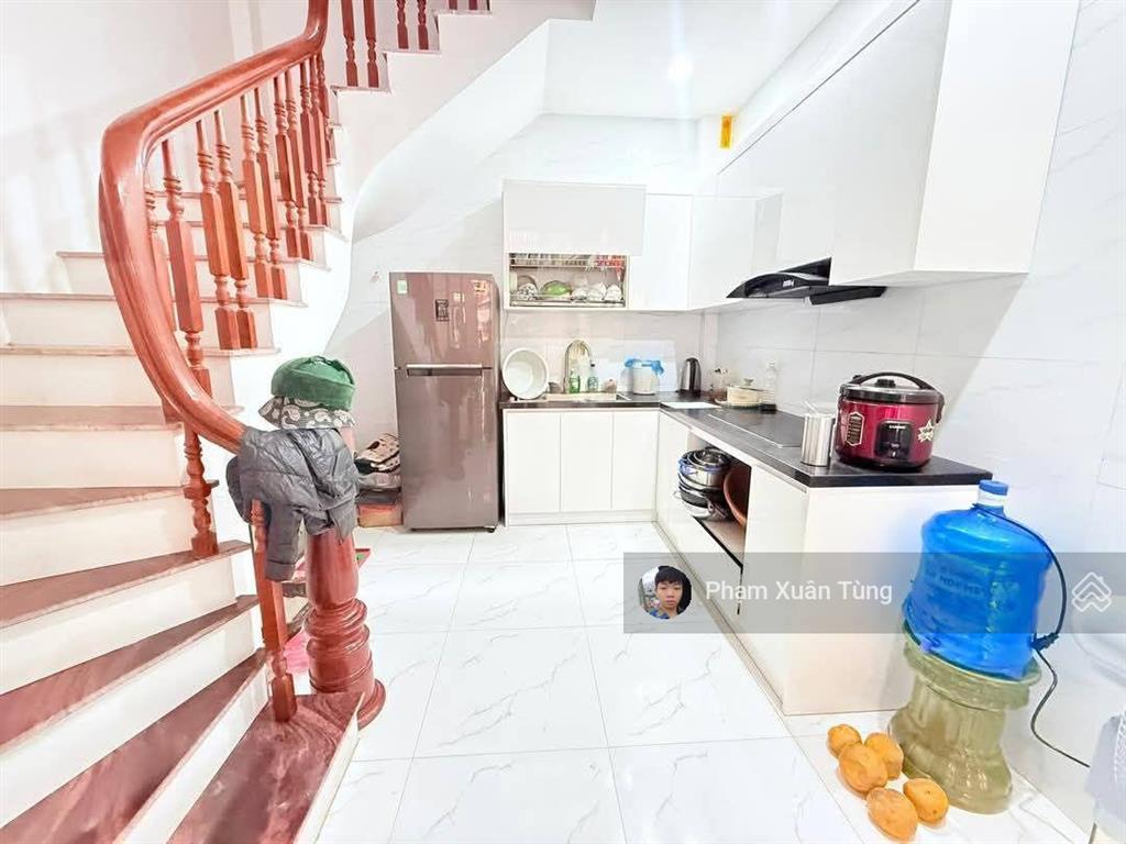 Xuân thủy  đh quốc gia, dân xây tâm huyết, pl sạch, ô tô sát nhà, 50m ô tô tránh, mới ở luôn, 41m