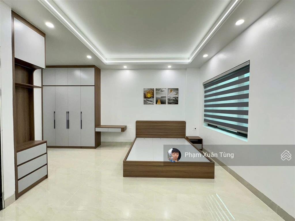 Kim mã, nhà đẹp xây chắc chắn, ngõ thông, ôtô đỗ cổng, gần phố, thoáng, giá tốt nhất khu vực, 43m2