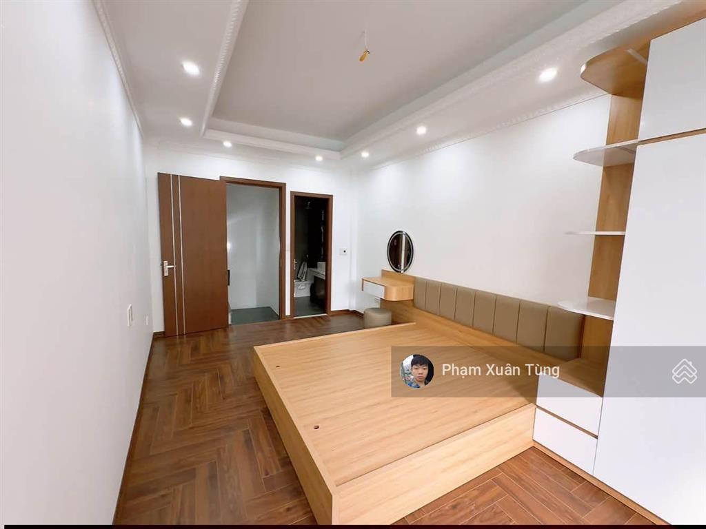 Đội cấn, nhà riêng gần phố, gần ô tô, 2 thoáng, ngõ thông, không quy hoạch, ở sướng, 28m²*5t