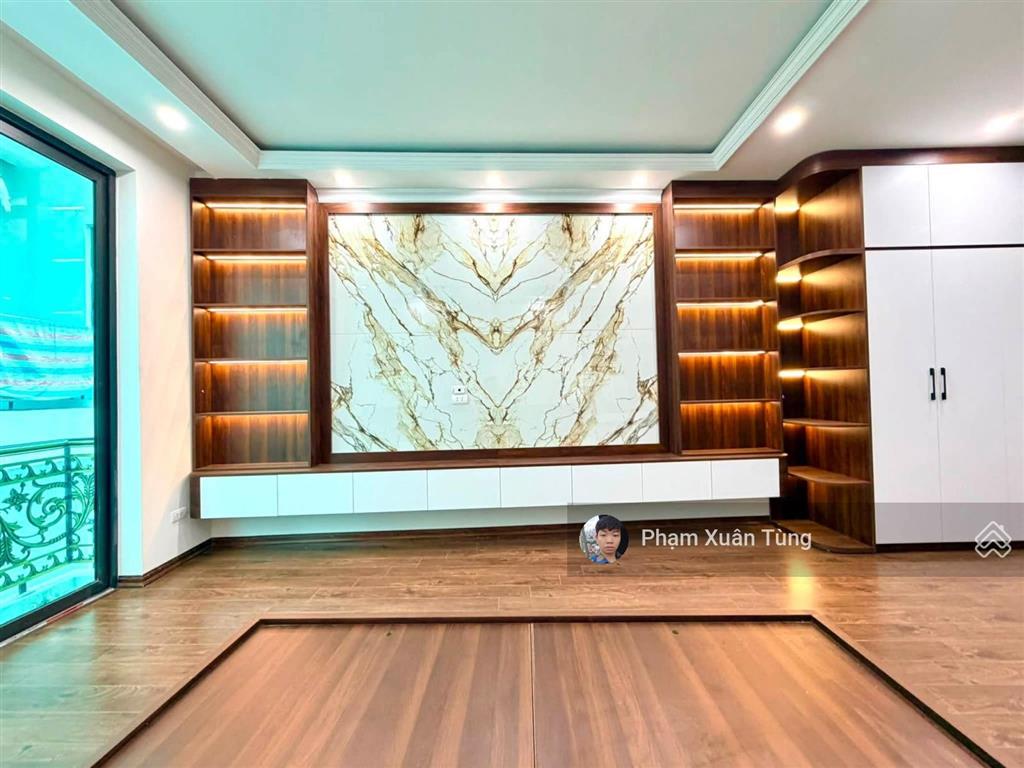 Đội cấn, thang máy nhà mới, ngõ thông 3 gác phi ầm ầm, qh ổn định, gần phố gần ô tô, 44m²*6t