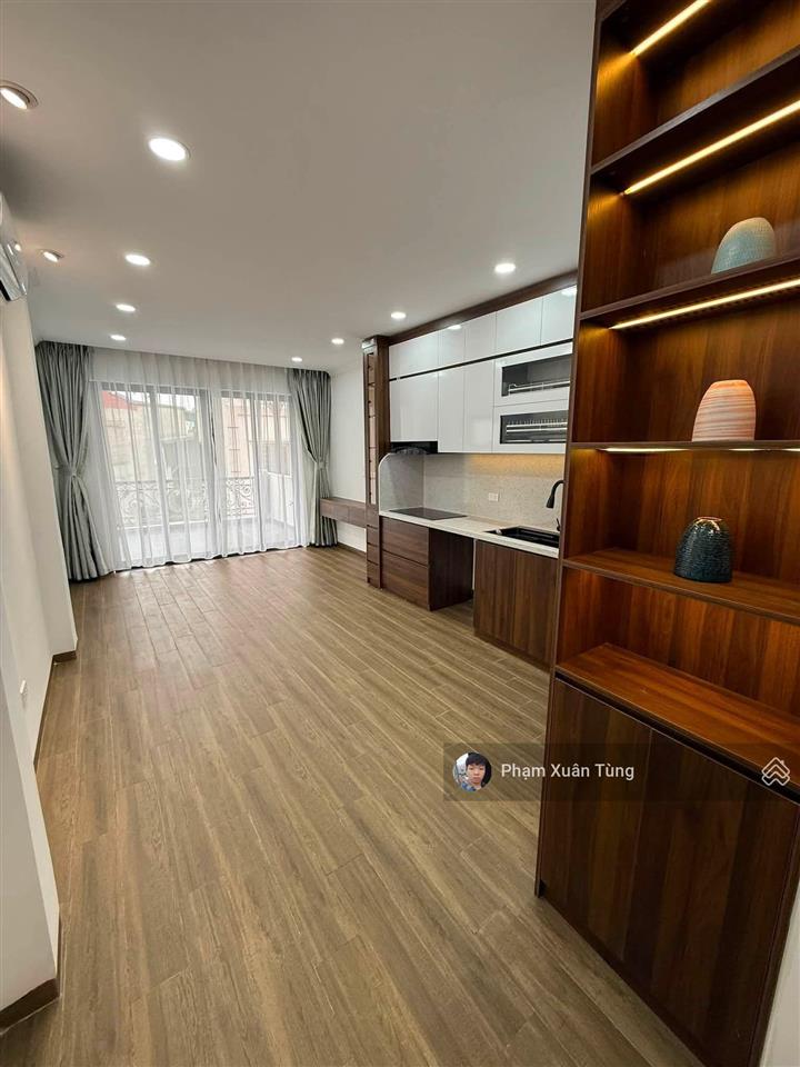 Ngọc khánh, nhà đẹp thang máy xịn sò, ngõ 3 gác thông, vài chục m ra phố, tặng nt, ở ngay, 43m