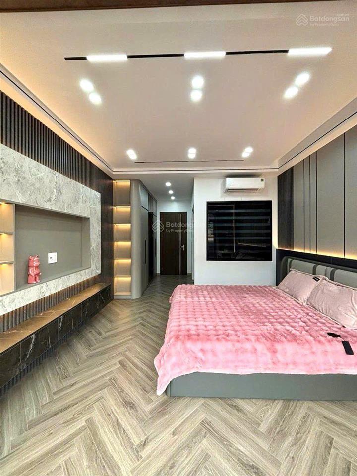 Siêu hiếm! nguyễn công hoan, ngõ thông 3 gác tránh, truớc nhà 3m, gần phố, tặng nt, ở ngay, 42m2*5t