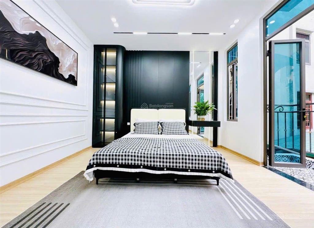 Siêu hiếm! nguyễn công hoan, ngõ thông 3 gác tránh, truớc nhà 3m, gần phố, tặng nt, ở ngay, 42m2*5t