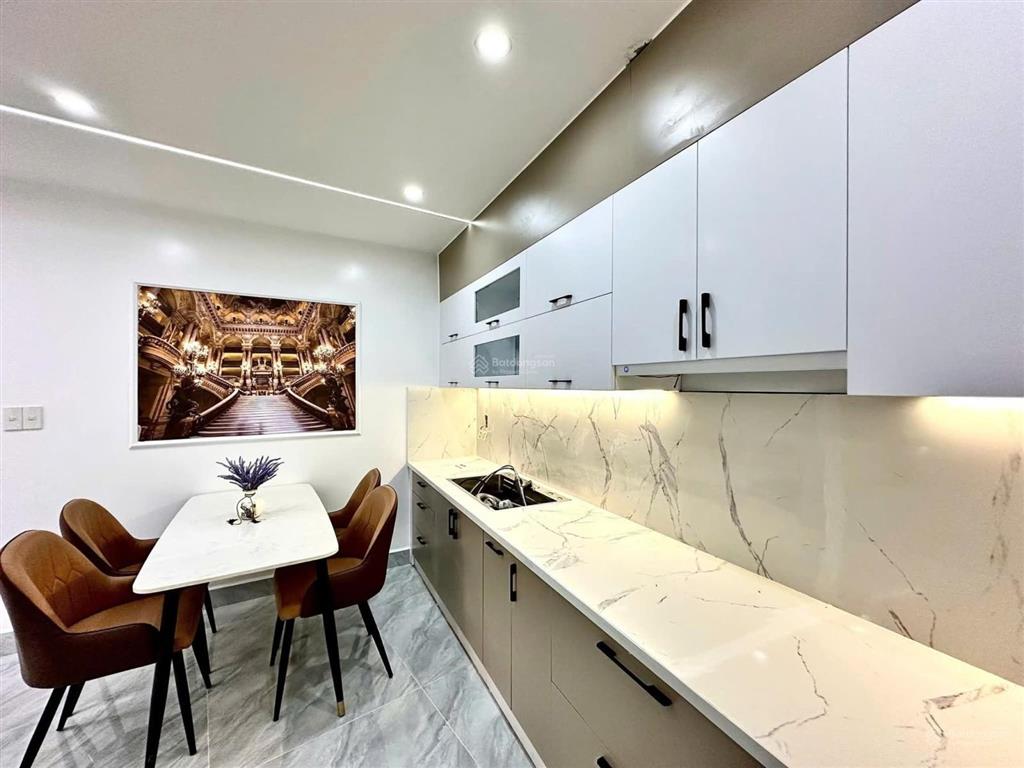 Siêu hiếm! nguyễn công hoan, ngõ thông 3 gác tránh, truớc nhà 3m, gần phố, tặng nt, ở ngay, 42m2*5t
