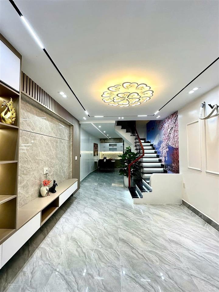 Siêu hiếm! nguyễn công hoan, ngõ thông 3 gác tránh, truớc nhà 3m, gần phố, tặng nt, ở ngay, 42m2*5t