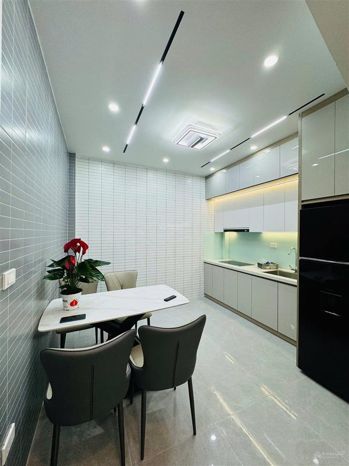 Cần thanh khoản gấp! láng hạ, nhà mới ở luôn, ngõ 3 gác tránh, gần phố, 2 thoáng, 39m2*5t