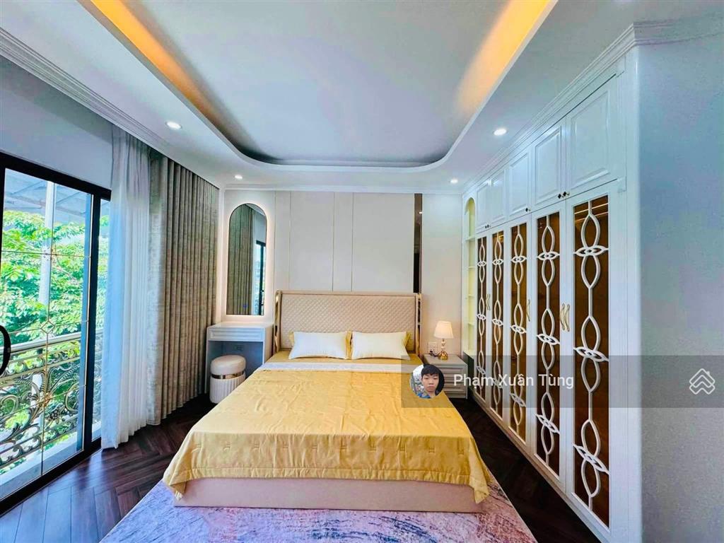 Hàng vip! đội cấn, ngõ ô tô, thang máy xây mới, 50m ô tô đỗ, pháp lý chuẩn không qh, ở ngay, 37m²
