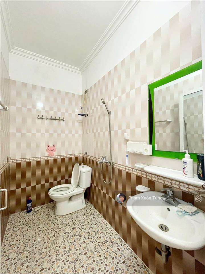 Nguyễn khánh toàn, dân xây chắc chắn, còn mới ở luôn, ngõ 3 gác, 50m ra phố, thoáng, 44m²*5t