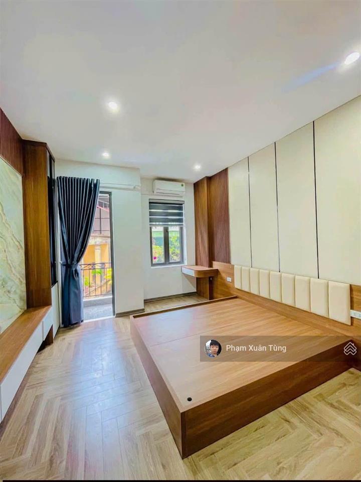 Đổ nợ bán gấp! phan kế bính  đào tấn, thang máy nhà mới, gõ 3 gác thông, gần phố, thoáng, 44m2*6t