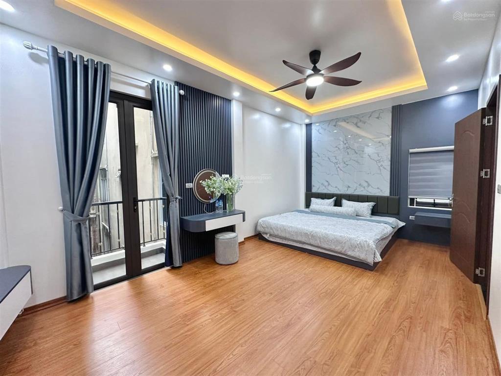 Hiếm! vĩnh phúc  ba đình, nhà mới, ngõ 3 gác, 60m ô tô đỗ, tặng nt, mới ở ngay, 40m2*4t