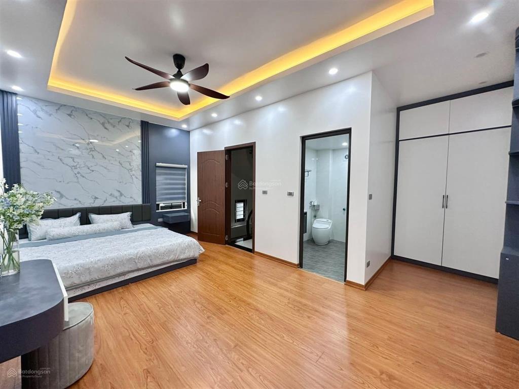 Hiếm! vĩnh phúc  ba đình, nhà mới, ngõ 3 gác, 60m ô tô đỗ, tặng nt, mới ở ngay, 40m2*4t