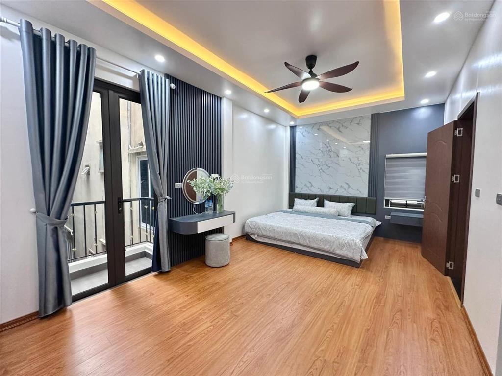 Hiếm! vĩnh phúc  ba đình, nhà mới, ngõ 3 gác, 60m ô tô đỗ, tặng nt, mới ở ngay, 40m2*4t