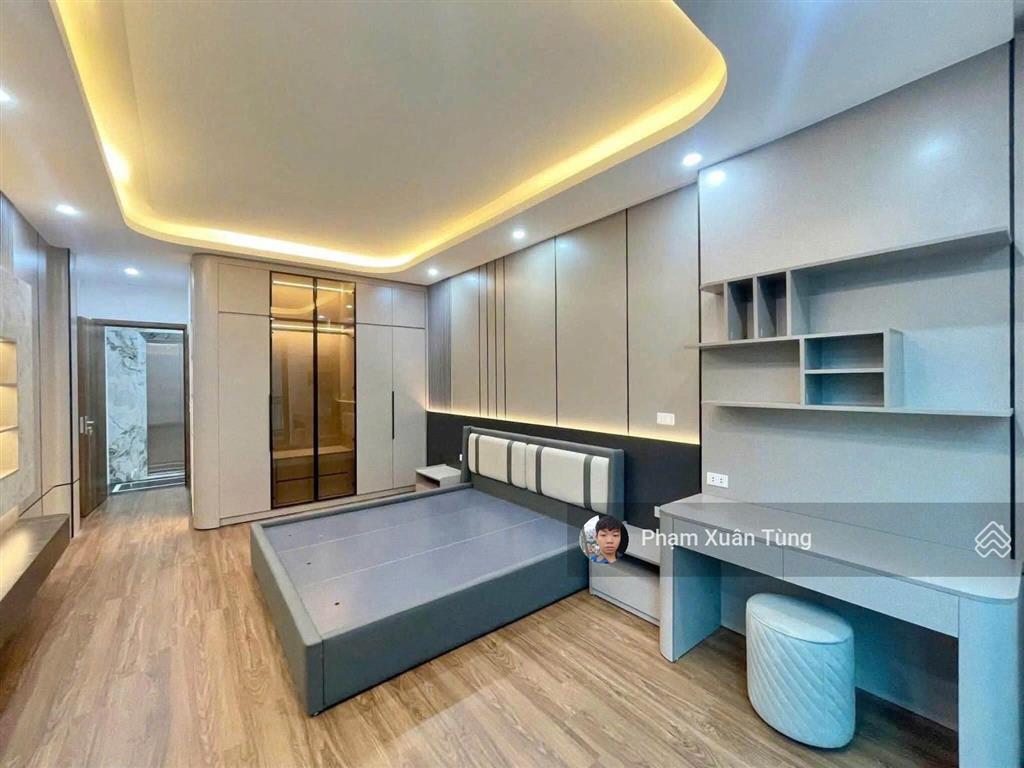 Giảm 500tr! đội cấn, ngõ thông 3 gác, nhà đẹp ở luôn, 30m ô tô đỗ, không qh, 35m²*5t
