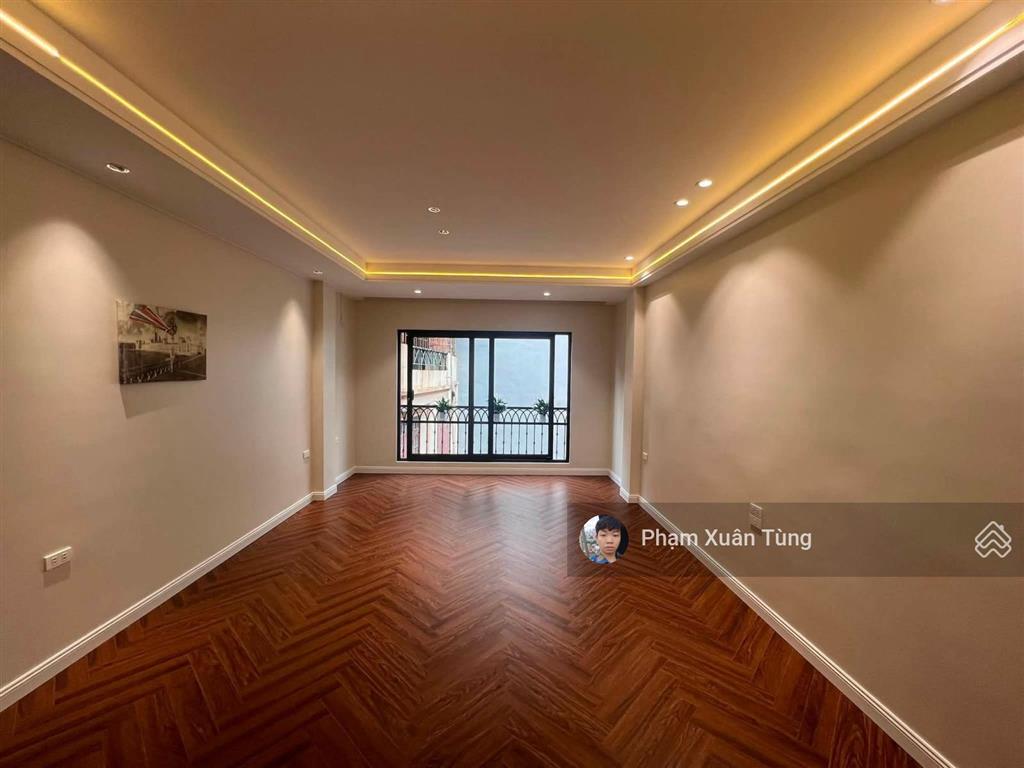Vip! văn cao, thang máy nhà mới ở luôn, qh ổn định, ngõ thông tứ tung, 30m ôtô tránh, 46m²