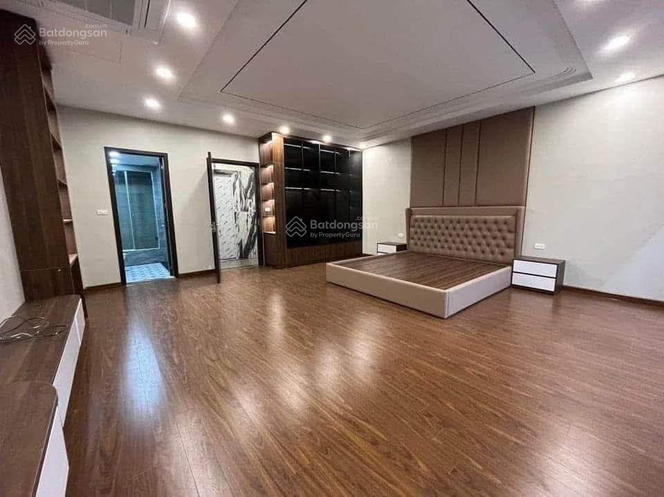 Siêu đẹp! đội cấn, nhà mới, thang máy ở luôn, ngõ 3 gác tránh, 30m ô tô tránh, gần phố, 40m²*6t