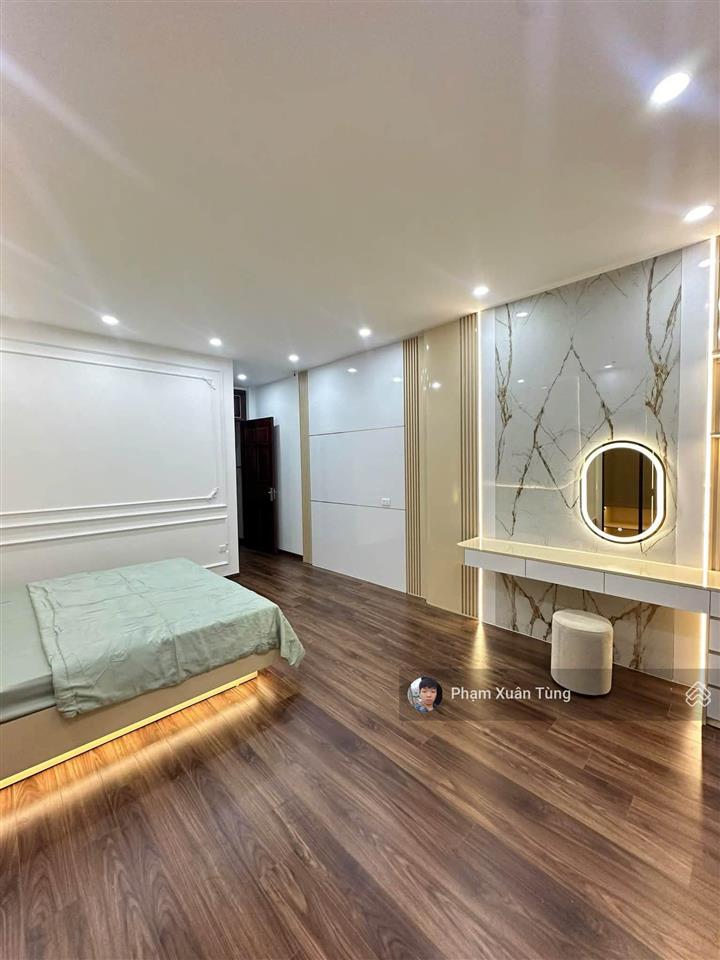 Tt cầu giấy, nhà mới, tháng máy, không qh, ngõ 3 gác thông, 60m ôtô đỗ, 2 thoáng, mới ở ngay, 46m2