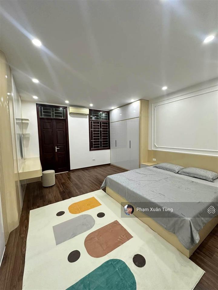Tt cầu giấy, nhà mới, tháng máy, không qh, ngõ 3 gác thông, 60m ôtô đỗ, 2 thoáng, mới ở ngay, 46m2