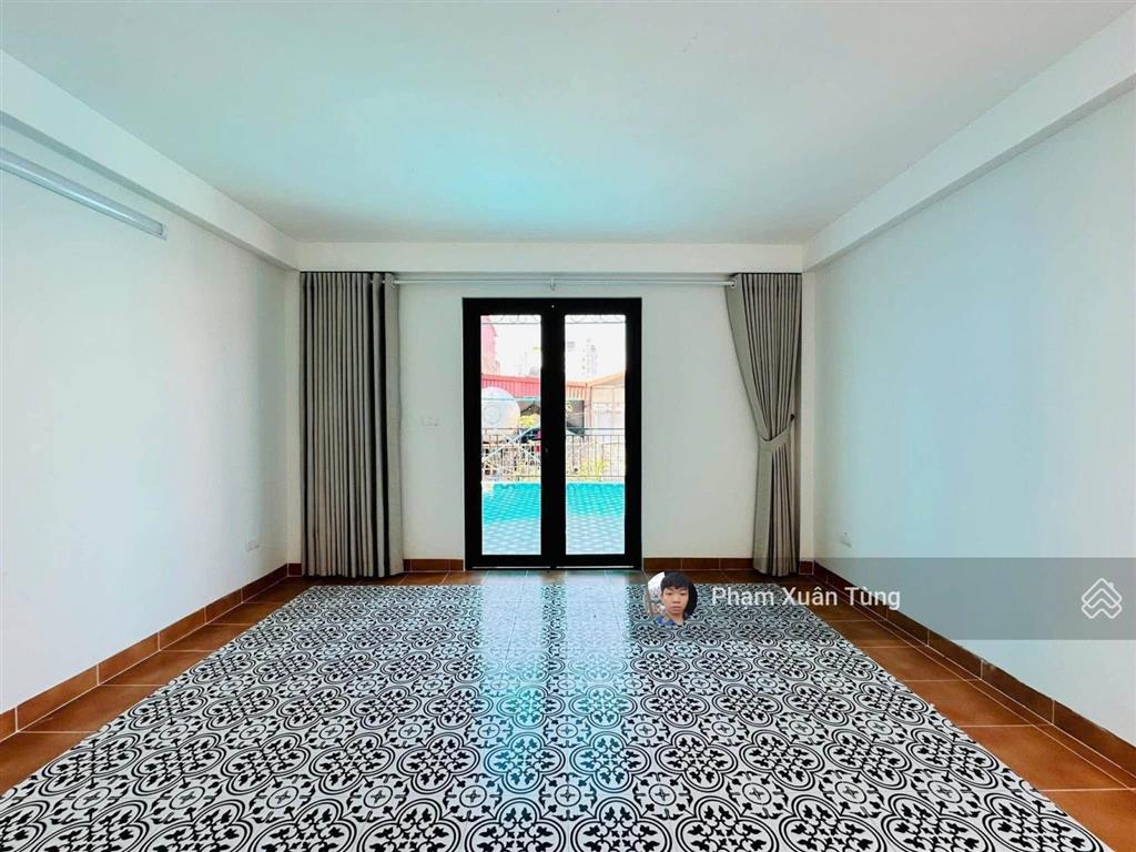 Đội cấn, ngõ thông, thang máy, qh ổn định, thông sàn, gpxd đủ, trước nhà 3m, ban công, 46m2*6t