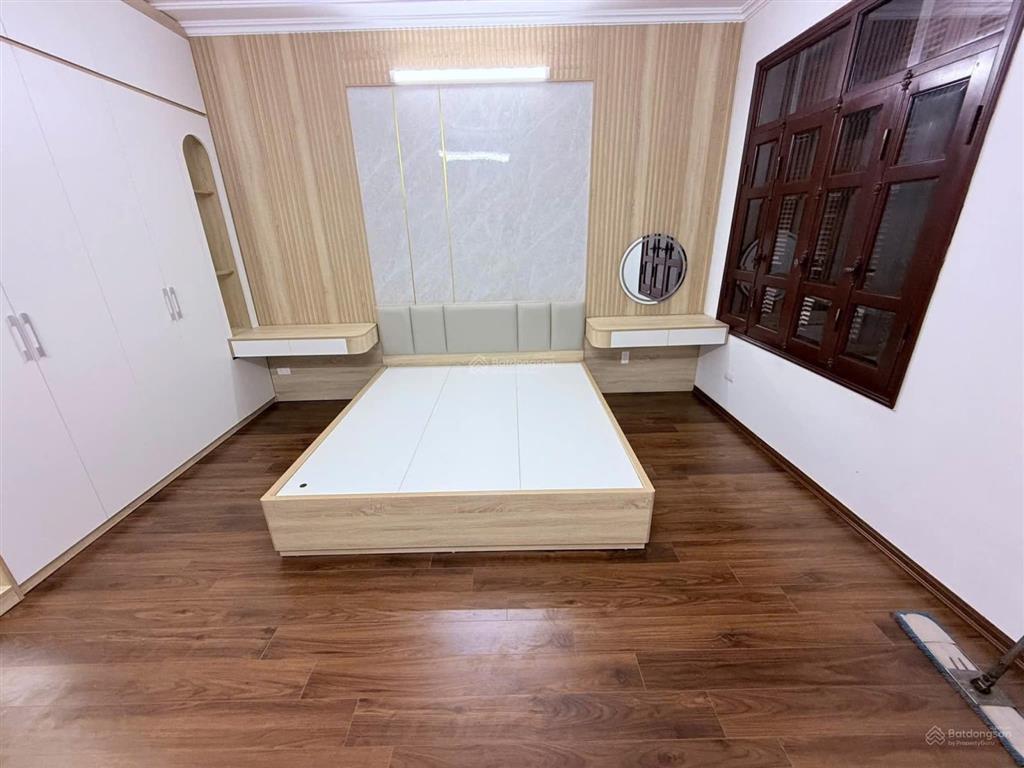 Bán gấp! đào tấn, ngõ 3 gác thông, btct chắc chắn, gần phố, thoáng, sân xe, 39.6m2*5t
