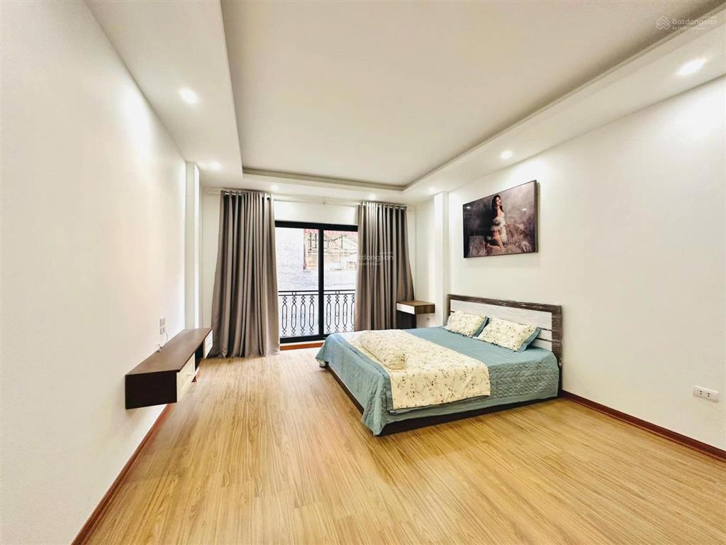 Giảm sốc! hoàng quốc việt, nhà mới ở ngay, ngõ 3 gác thông tứ tung, 30m ô tô tránh, 40.5m2*5t