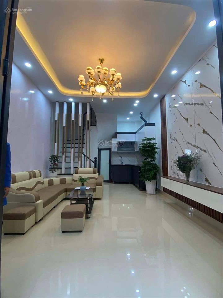 Siêu hiếm! cầu giấy, dân xây, ngõ 3 gác, thông tứ tung, 70m ô tô tránh, gần phố, thoáng, 39m2*5t