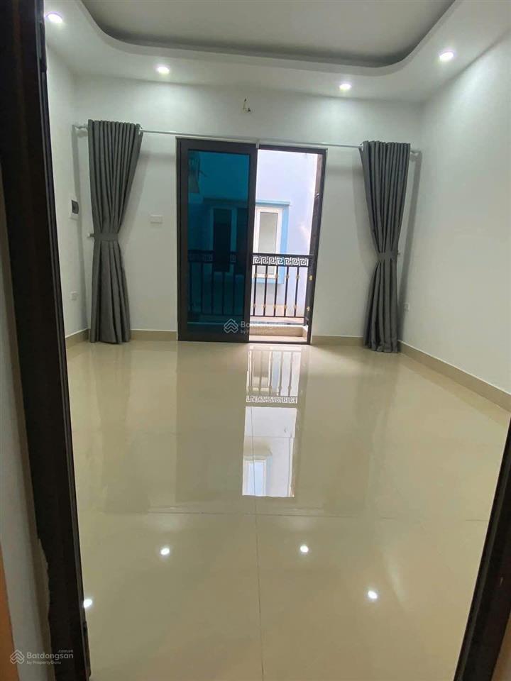 Siêu hiếm! cầu giấy, dân xây, ngõ 3 gác, thông tứ tung, 70m ô tô tránh, gần phố, thoáng, 39m2*5t