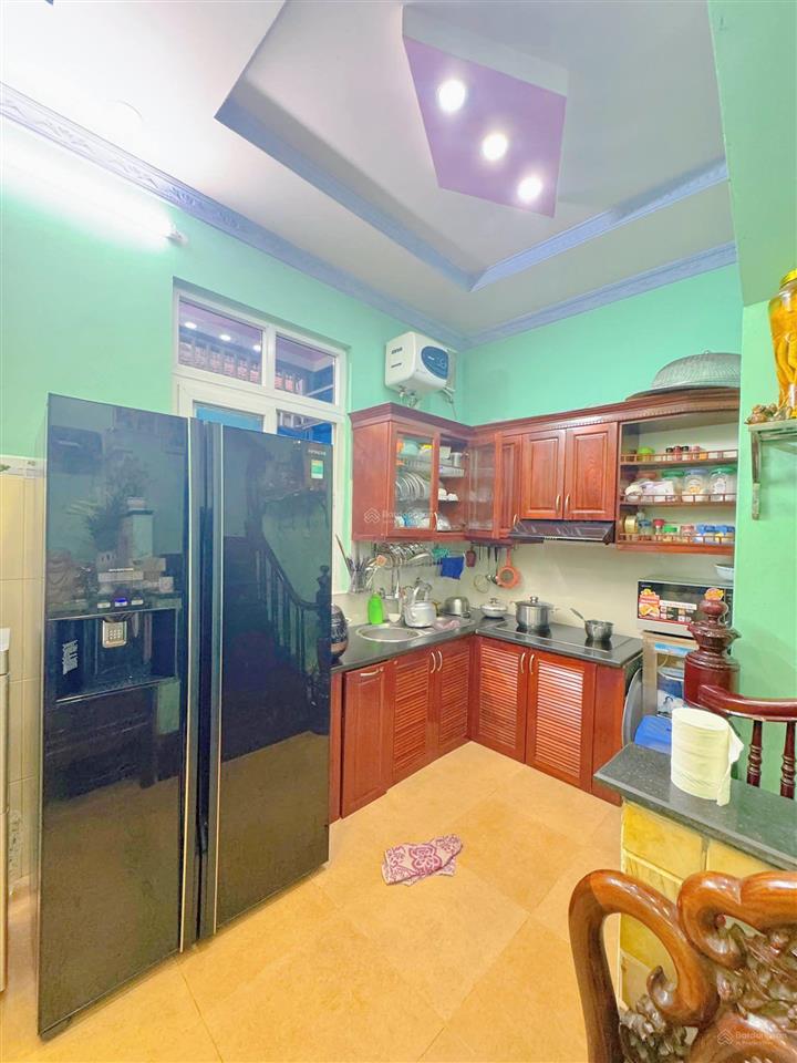 Gấp và hiếm! giảng võ, dân xây chắc chắn, ngõ 3 gác tránh, 15m ra phố, thoáng, sân xe, 38m2*5t