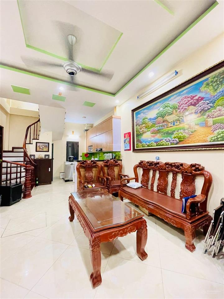 Siêu hiếm! ngọc khánh, ngõ thông 3 gác tránh, trước nhà 3m, gần phố, tặng nt, ở ngay, 46m2*5t
