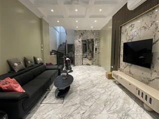 Nguyễn khánh toàn, nhà mới, tháng máy, ngõ 3 gác, 40m ô tô đỗ, 2 thoáng, mới ở ngay, 46m2*7t