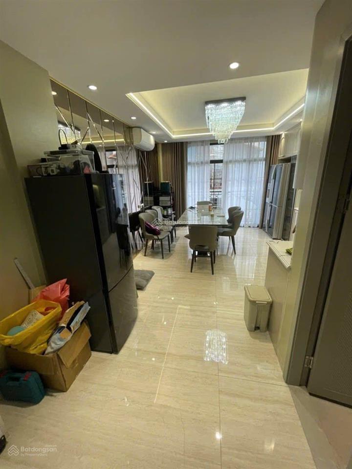 Nguyễn khánh toàn, nhà mới, tháng máy, ngõ 3 gác, 40m ô tô đỗ, 2 thoáng, mới ở ngay, 46m2*7t