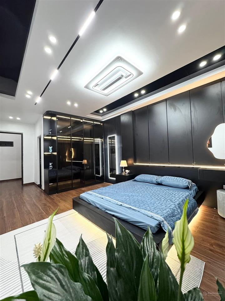 Văn cao  liễu giai, dân xây chắc chắn, ngõ ô tô, 10m ô tô tránh, tặng nt, ở ngay, 38m2*5t