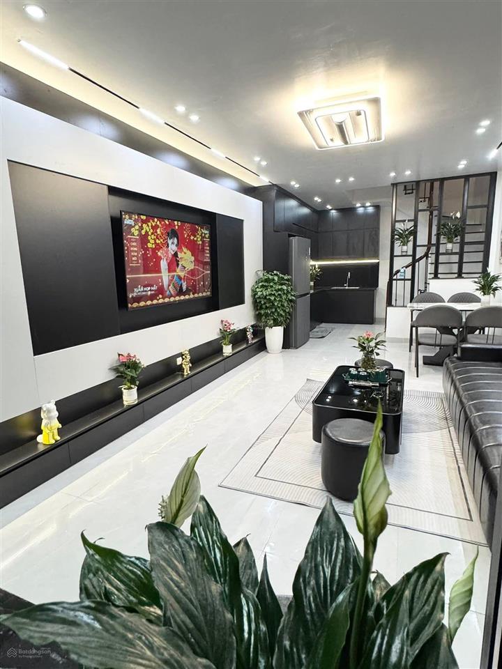 Văn cao  liễu giai, dân xây chắc chắn, ngõ ô tô, 10m ô tô tránh, tặng nt, ở ngay, 38m2*5t