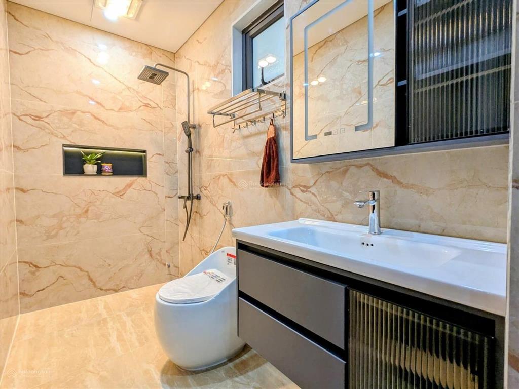 Văn cao  liễu giai, dân xây chắc chắn, ngõ ô tô, 10m ô tô tránh, tặng nt, ở ngay, 38m2*5t