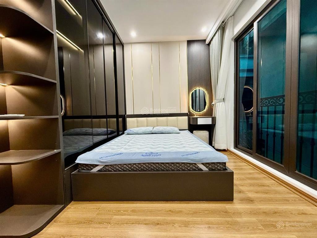 Vô cùng hiếm! lạc long quân, ngõ ô tô, 50m ô tô đỗ, 2 thoáng, gần phố, mới ở ngay, 38m2*5t