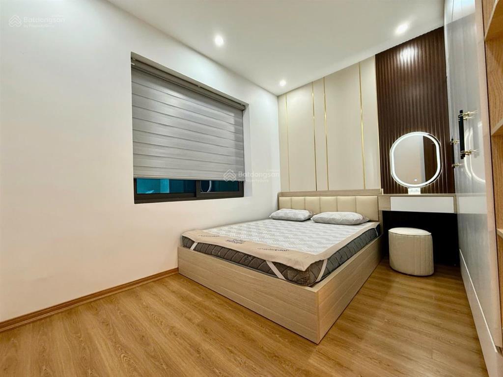 Vô cùng hiếm! lạc long quân, ngõ ô tô, 50m ô tô đỗ, 2 thoáng, gần phố, mới ở ngay, 38m2*5t