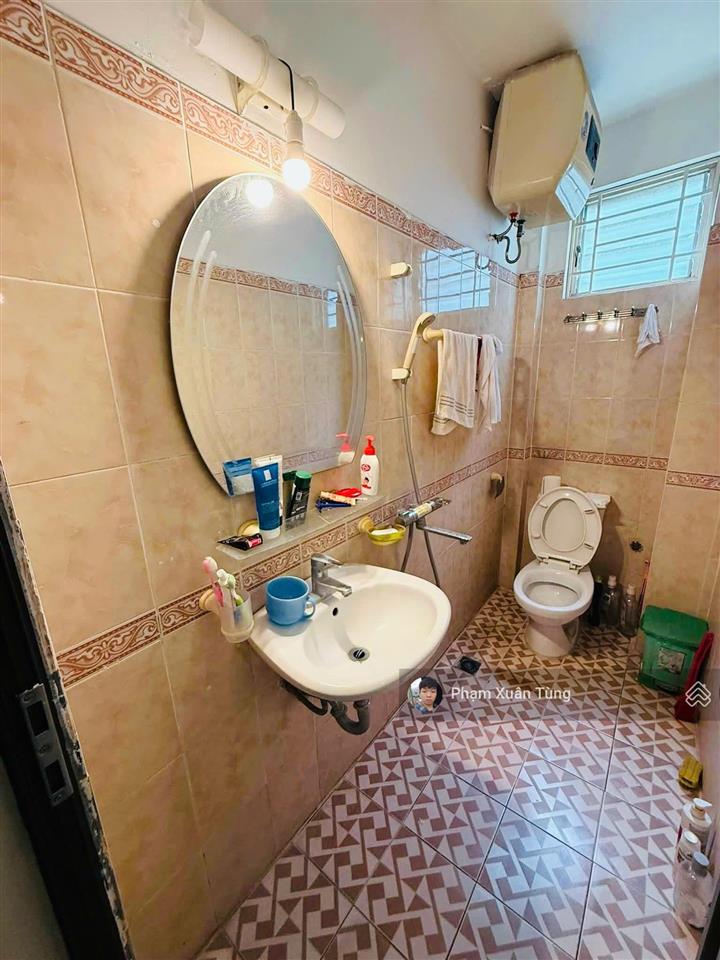 Quá hời! lô góc 2 mặt ngõ cầu giấy, thông tứ tung, cách ô tô tránh 35m, xây kcbt, đủ đồ, 37m2*5t