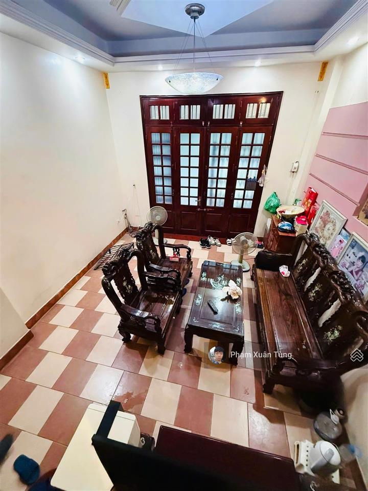 Quá hời! lô góc 2 mặt ngõ cầu giấy, thông tứ tung, cách ô tô tránh 35m, xây kcbt, đủ đồ, 37m2*5t