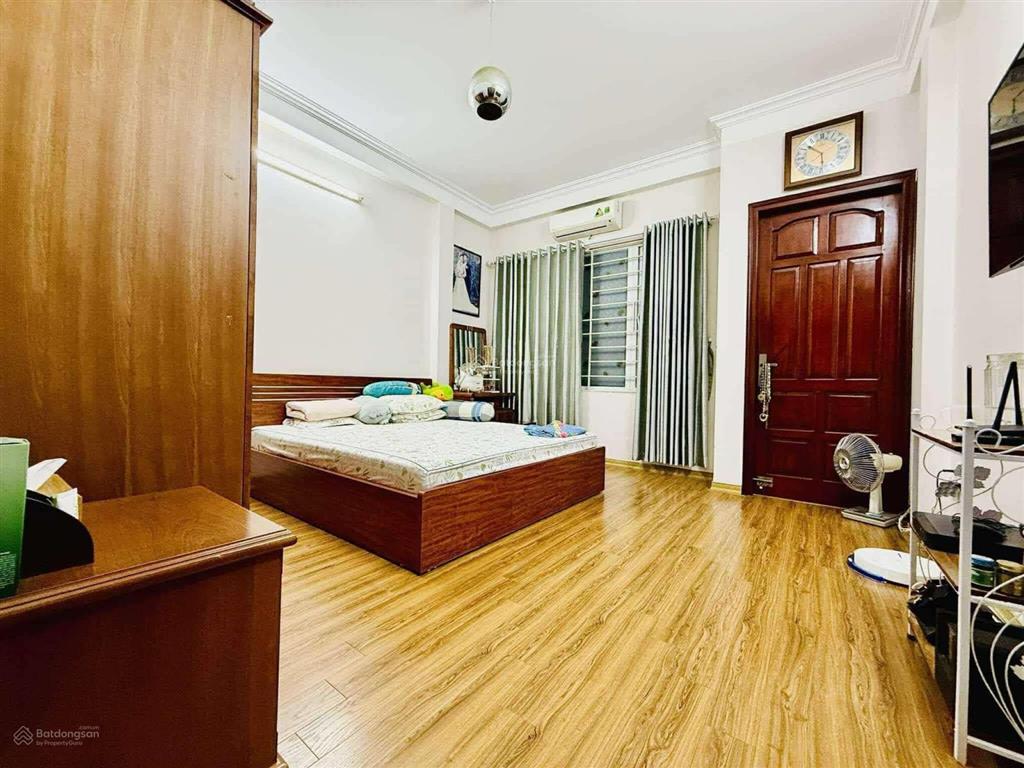 Đẳng cấp! lô góc cầu giấy, dân xây, ngõ 3 gác thông, ô tô đỗ cách vài bước, còn mới ở ngay, 41m2*5t